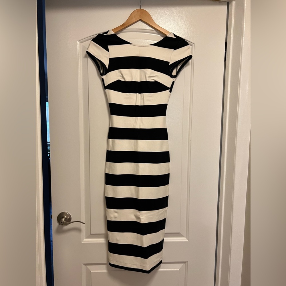 Zara black/white midi dress